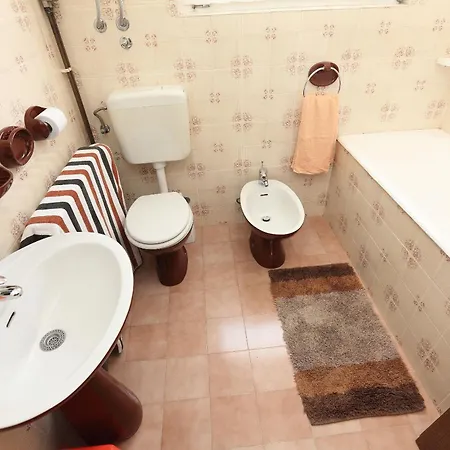 House Mrcela 200m From Σπίτι διακοπών