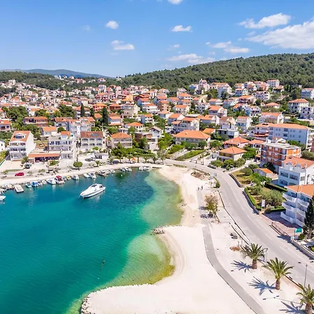 House Mrcela 200m From Vikendica