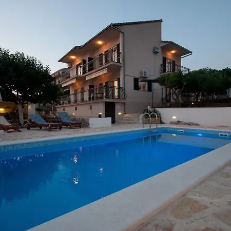 House Mrcela