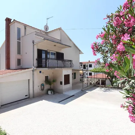 House Mrcela Holiday home