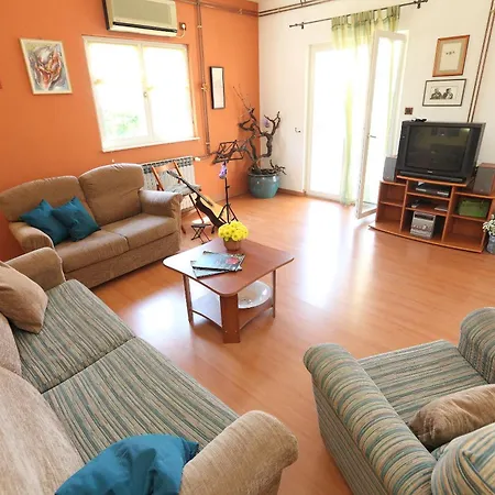 House Mrcela