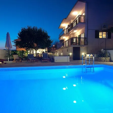 House Mrcela Holiday home