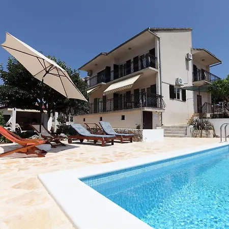 Holiday home House Mrcela *