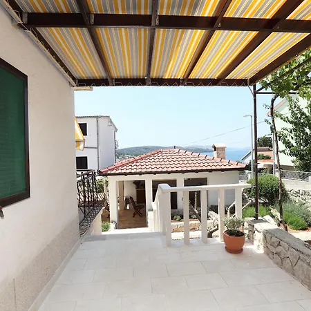 度假居 House Mrcela 200m From